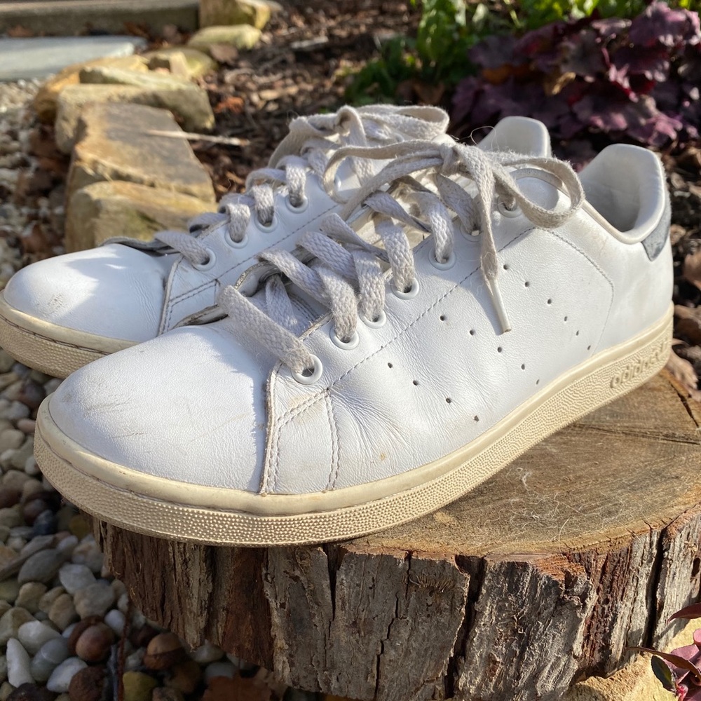 Adidas Stan Smith, White With Navy Blue Men’s